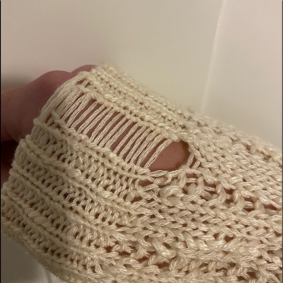 Charming Cream Sweater - Picture 4 of 5